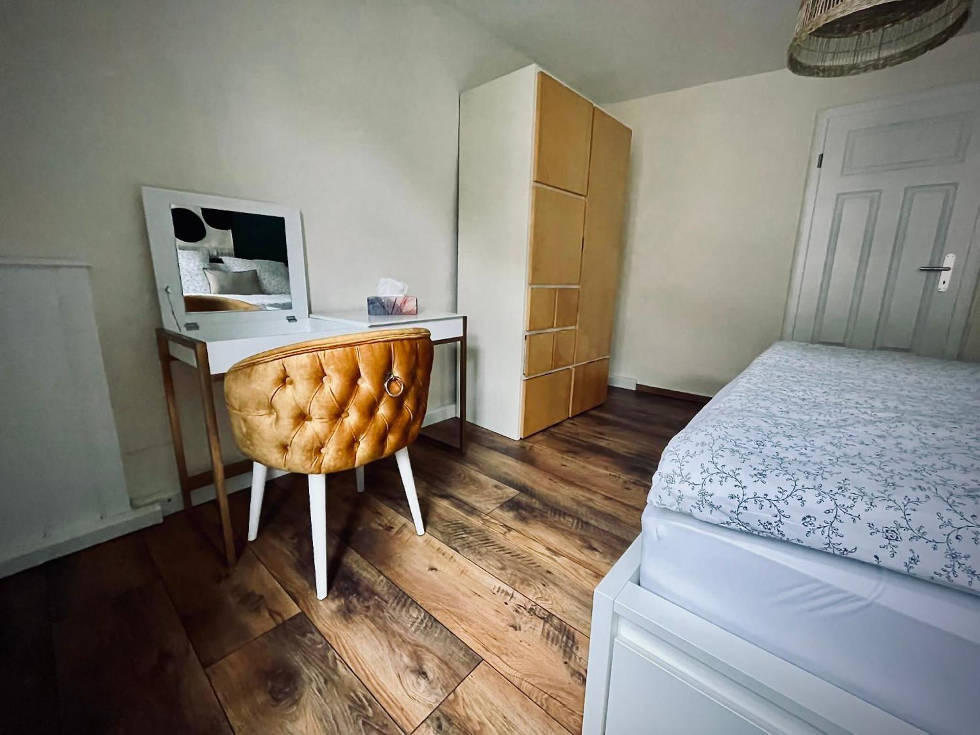 # One Apartment'S / Parkplatz / Schlossplatz Coburg Eksteriør billede